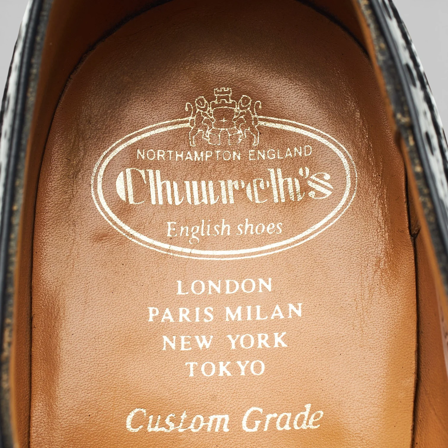 'Burwood' Black Leather Oxford Brogues UK 9.5 F - Image 6
