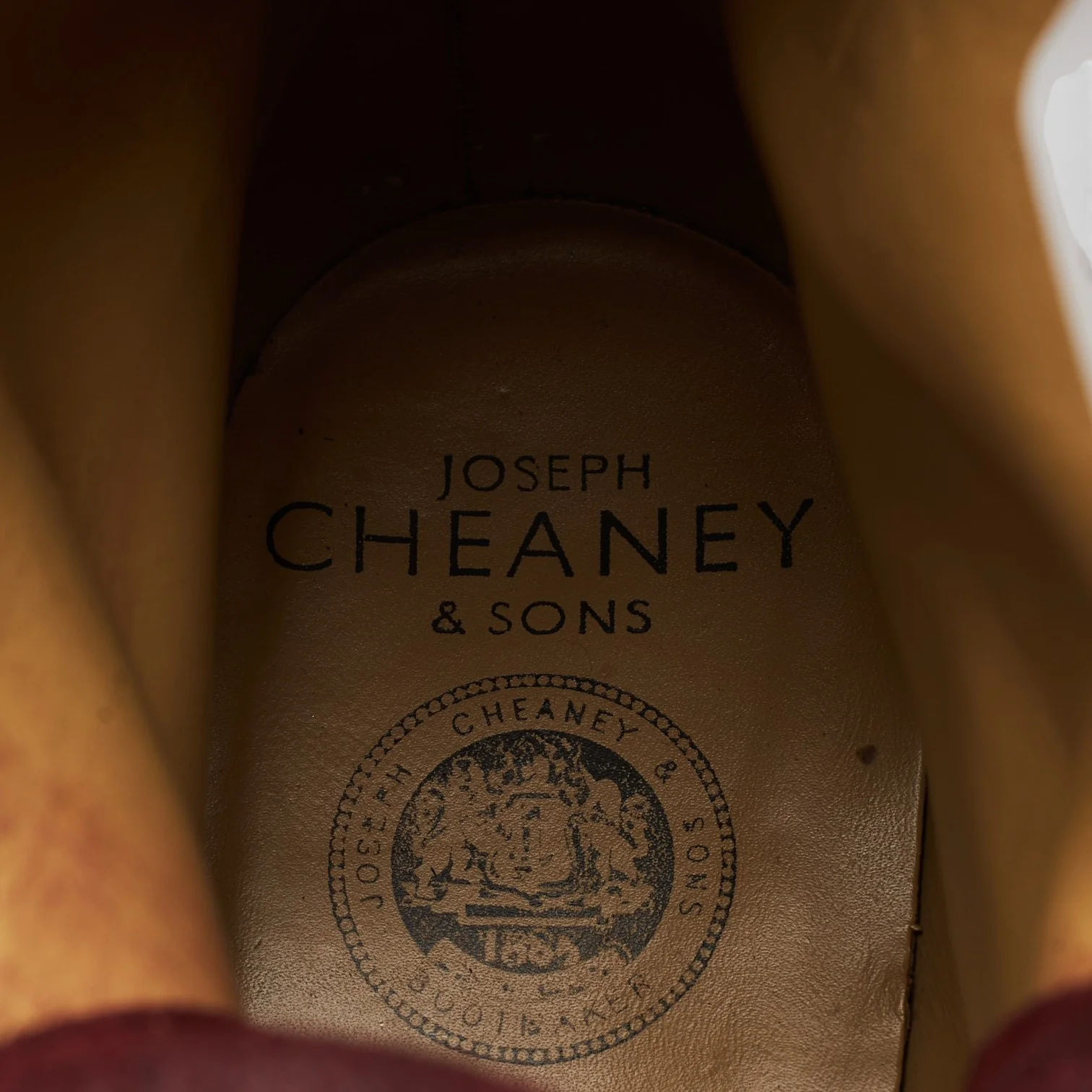 'Glencarse' Burgundy Grain Leather Brogues Boots UK 8.5 G - Image 6