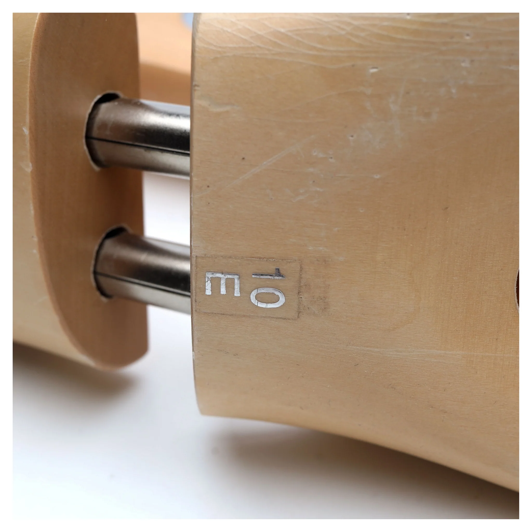 Wooden Shoe Trees UK 10 E - Image 3