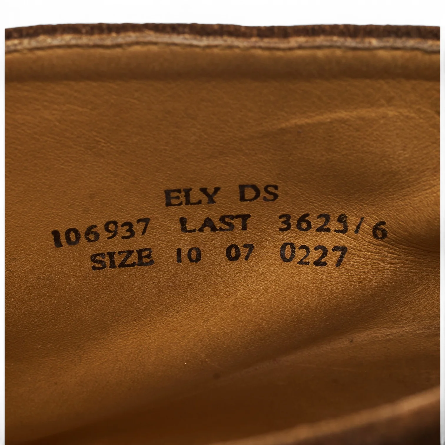 Racing Green 'Ely' Brown Suede Chukka Boots UK 10 F - Image 7